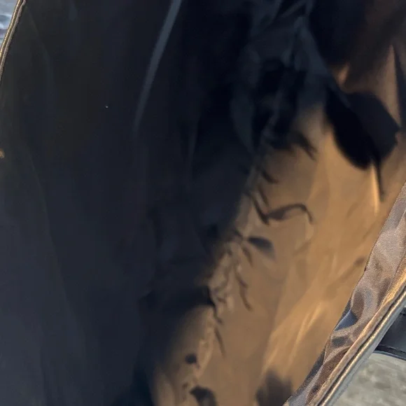 Victoria's Secret Plaid Tote in Red and Black - Picture 5 of 7